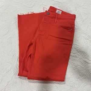 AG the Jodi Crop high rise slim flare crop in coral size 26
